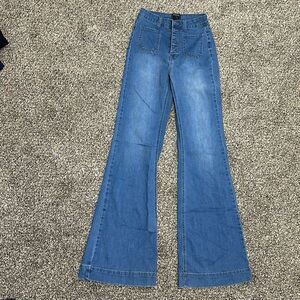 Worn once for family pictures size 0